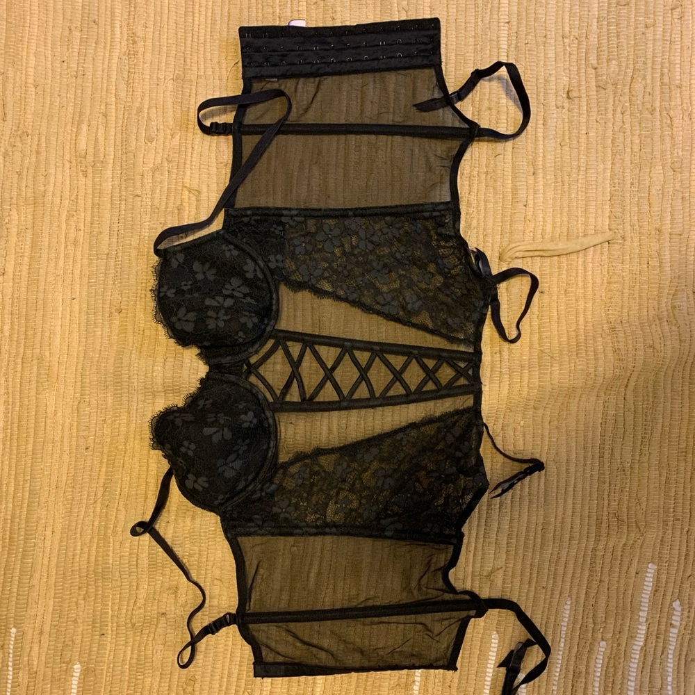 ✨NEW Victoria’s Secret Black Lace Corset Lingerie